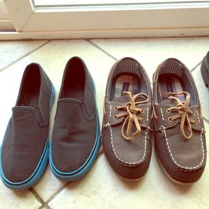 SOLD! size 2youth shoes